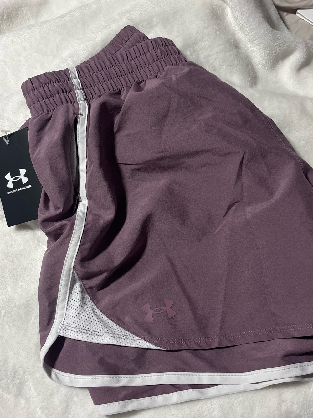 NEW UA Mileage shorts Under Armour Women's
